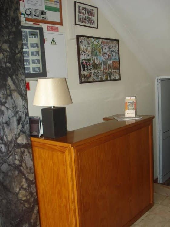 Hotel Bonjardim0