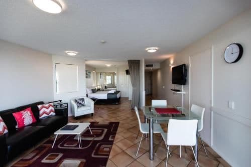 Executive Two-Bedroom Apartment - Waters Edge