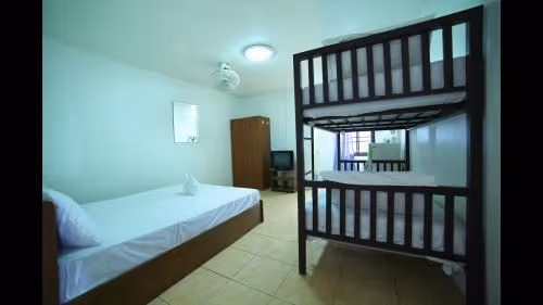 Basic Triple Room with Shared Bathroom