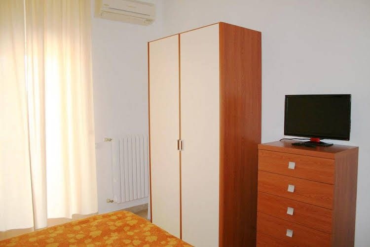 Visa Residence2