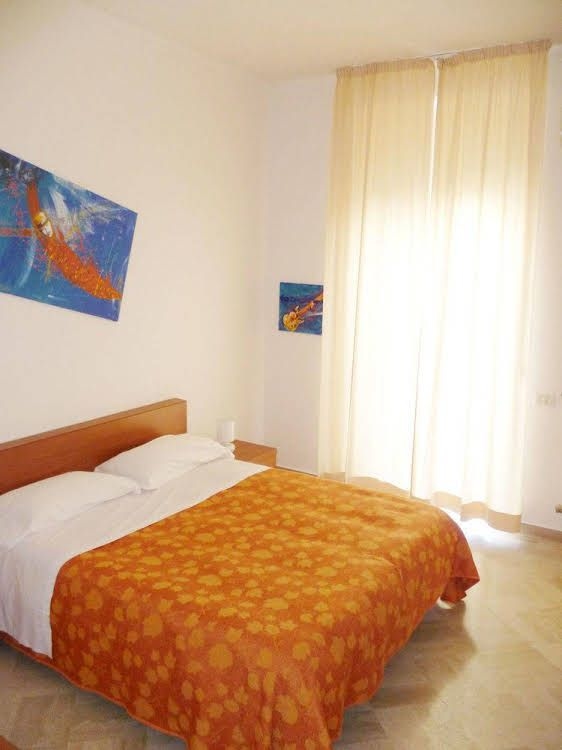 Visa Residence3