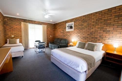 Standard Twin Room