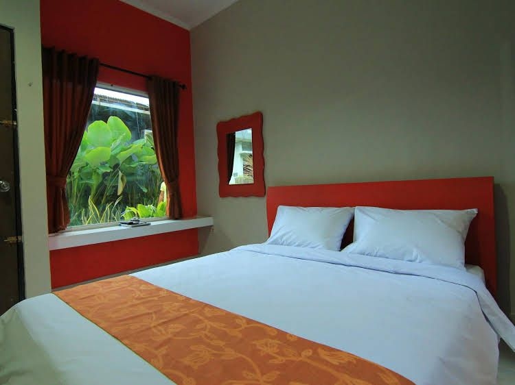 เล็มบายัง ซารี โอมสเตย์ (Lembayung Sari Homestay)0