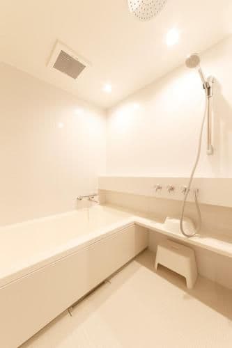 Twin Room with Bathroom - Non-Smoking