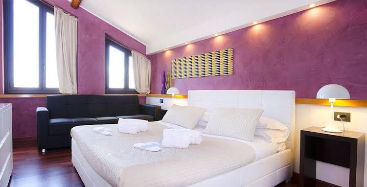 Ottomood B&B1