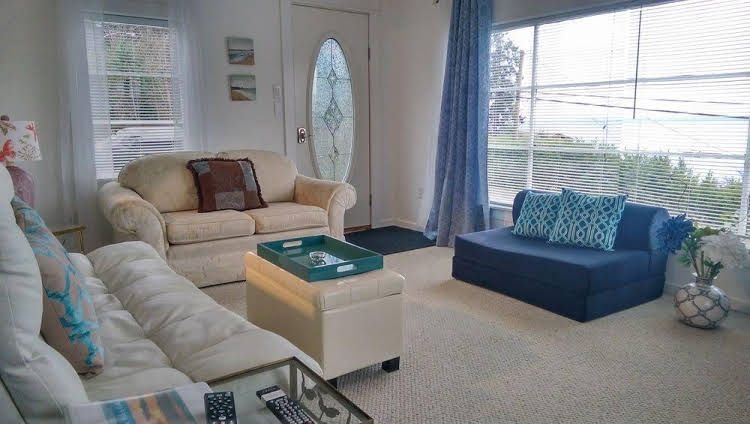 Blue Waters Cottage1