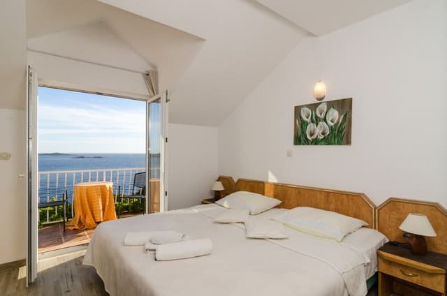 STUDIO SEA VIEW WITH BALCONY