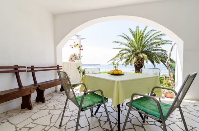 DOUBLE SEA VIEW WITH TERRACE