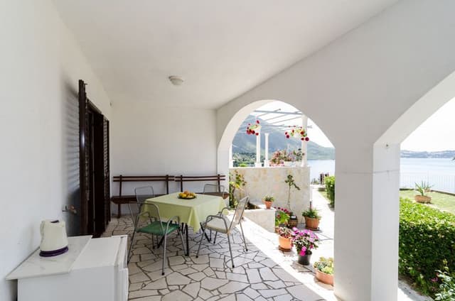 DOUBLE SEA VIEW WITH TERRACE