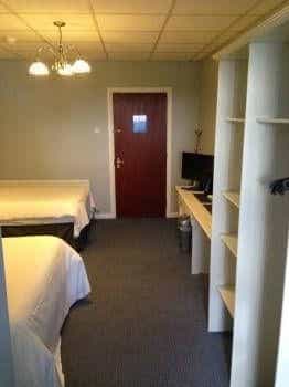 5 Corners Guest Inn 5 Corners Guest Inn