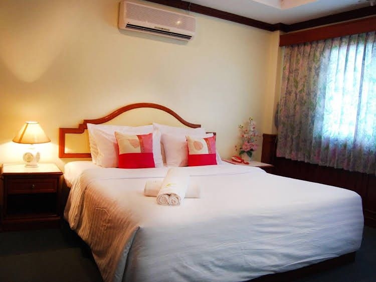 โรงแรมศรีสุพรรณ แกรนด์ รอยัล (Srisupan Grand Royal Hotel)2