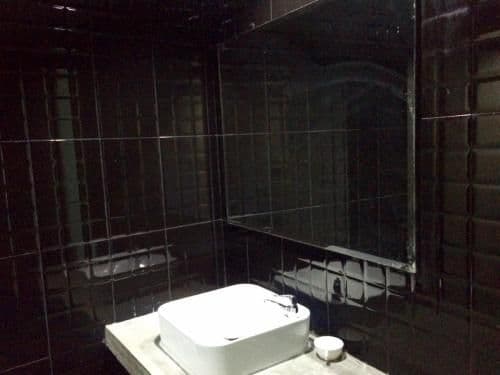 Single Room with Shared Bathroom
