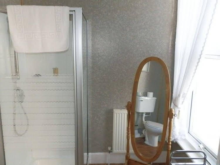 Clarence House Hotel2