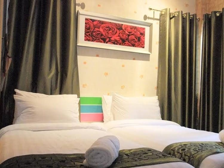 The Seat Hostel1