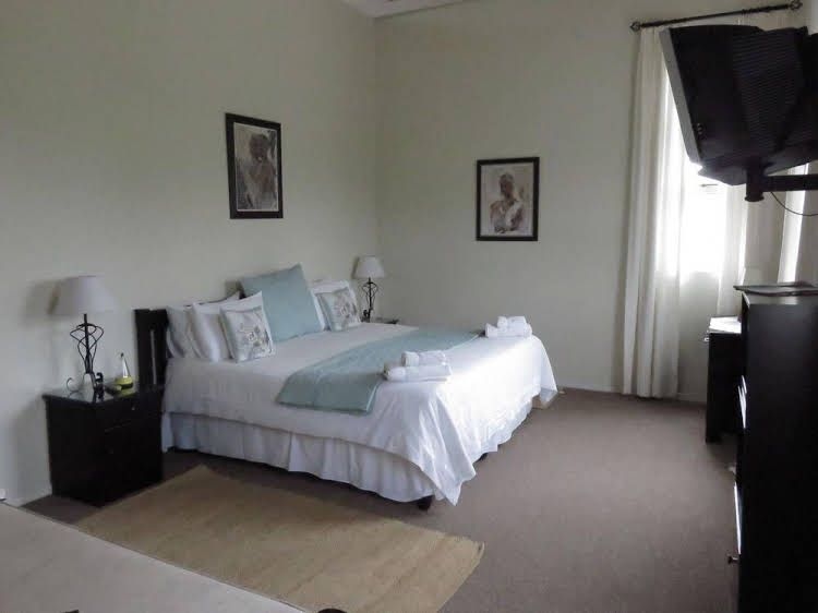 Caxton Manor B&B2