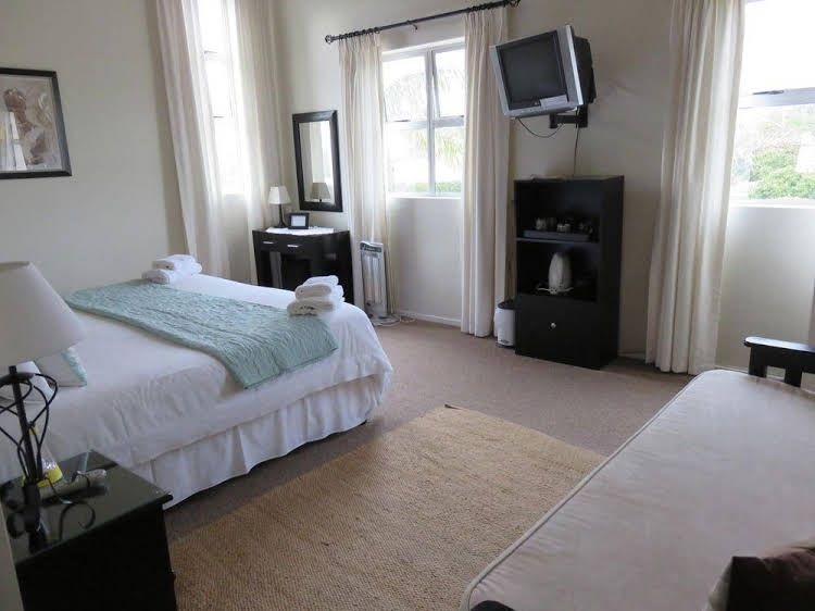 Caxton Manor B&B4