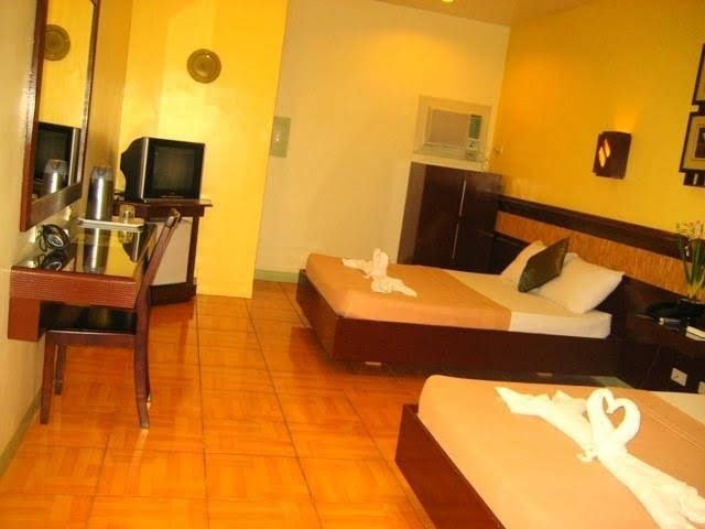 Sun Avenue Tourist Inn & Cafe2