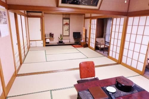 Japanese-Style Deluxe Room with Shared Bathroom