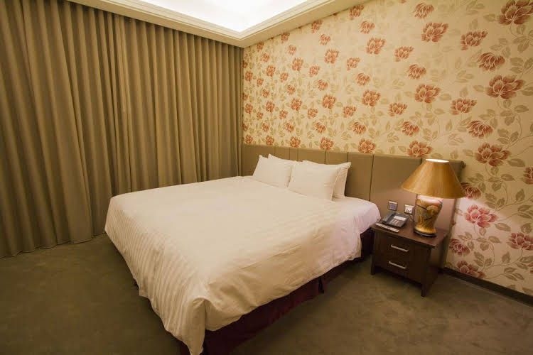Capital Hotel4