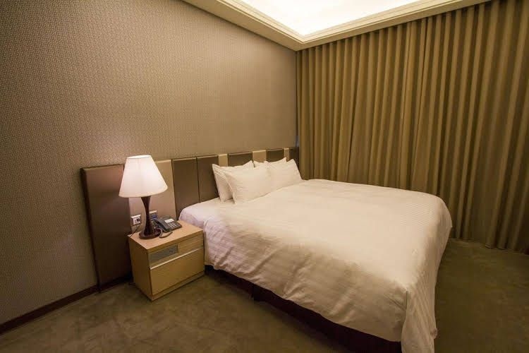 Capital Hotel2