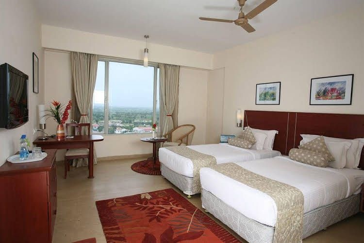 Leobiz at Leonia1