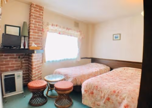 Twin Room with Shared Bathroom
