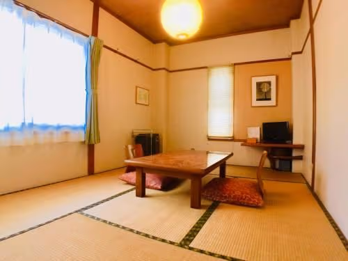 Japanese-Style Economy Room with Shared Bathroom