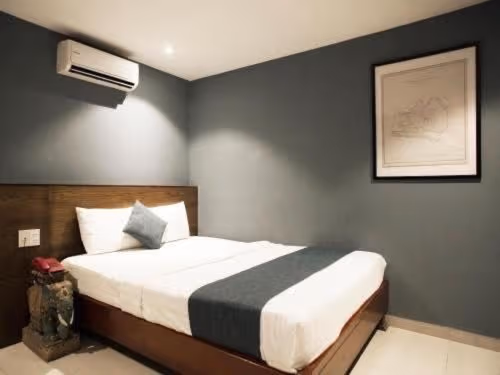 Standard Queen Room