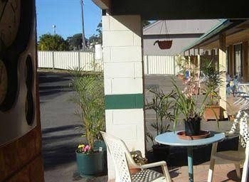 Colonial Palms Motel - Adults Only3