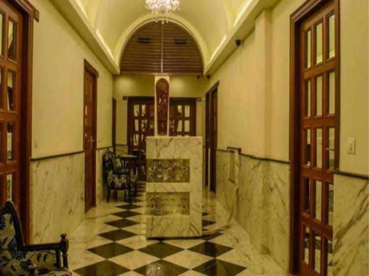 Hotel 233 Park Street3