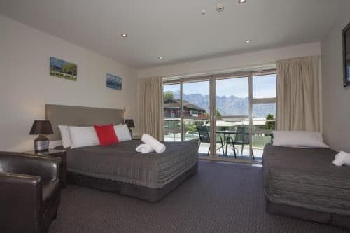 Large Studio with Mountain View