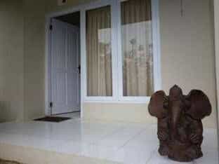 Villa Kampoeng Bali Salatiga Villa Kampoeng Bali Salatiga