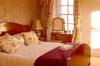 เดอะ โอลด์ รีทโทรี่ อินน์ (The Old Rectory Inn)3