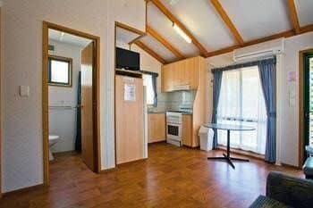 Wagga Wagga Beach Caravan Park Wagga Wagga Beach Caravan Park
