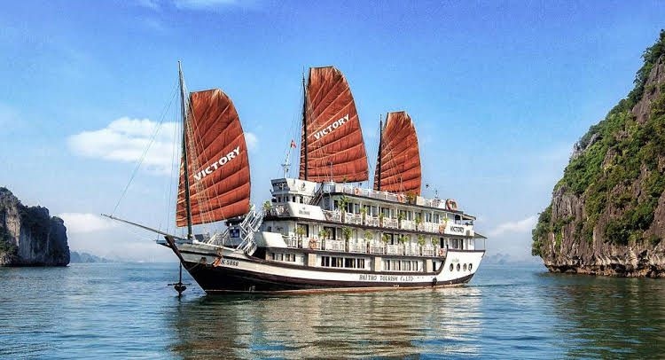 Victory Cruise4