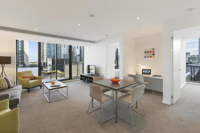 APARTMENT THREE BEDROOMS