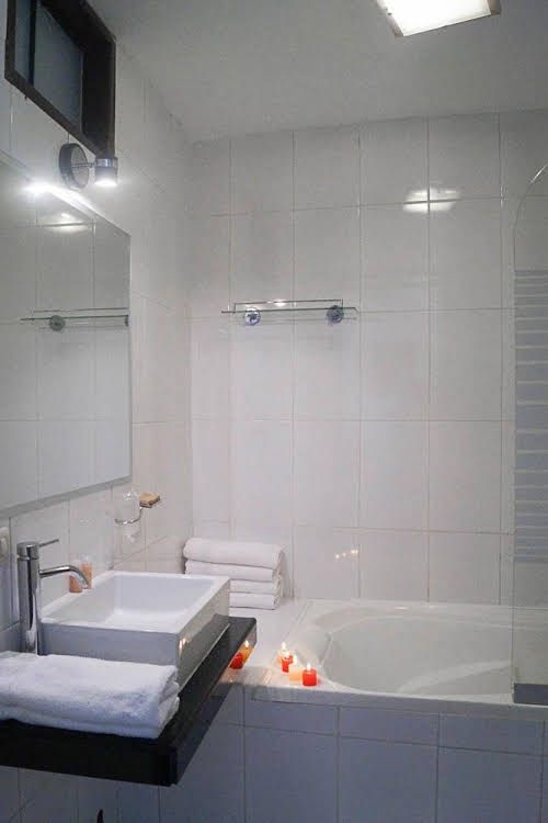 Waman Hotel4