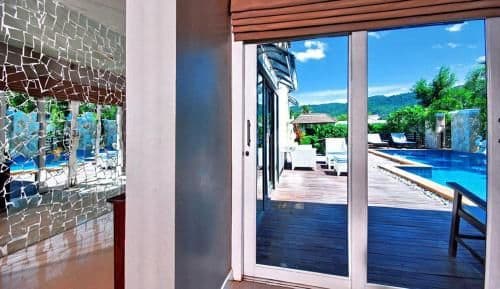 Villa with Garden View