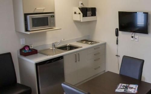 Brooklyn Motor Lodge3