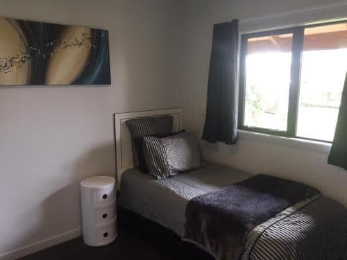 One-Bedroom Apartment 2