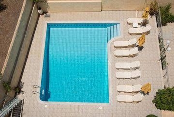 Floral Hotel3