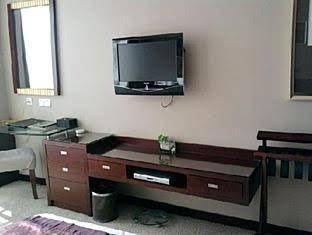 Tai'an Lijing Plaza Hotel1