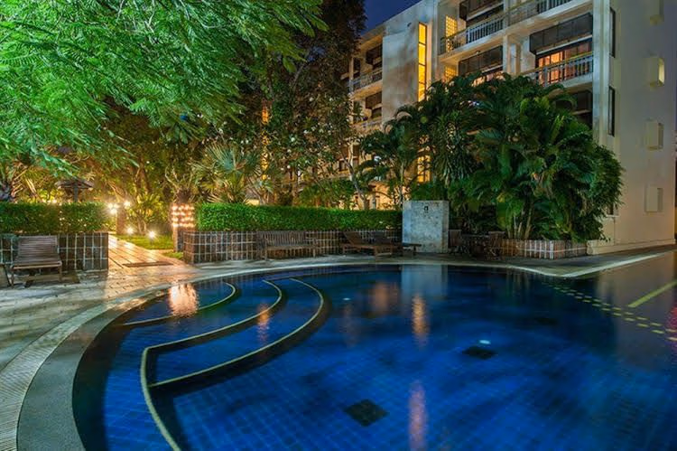 Embassy Place Apartments2