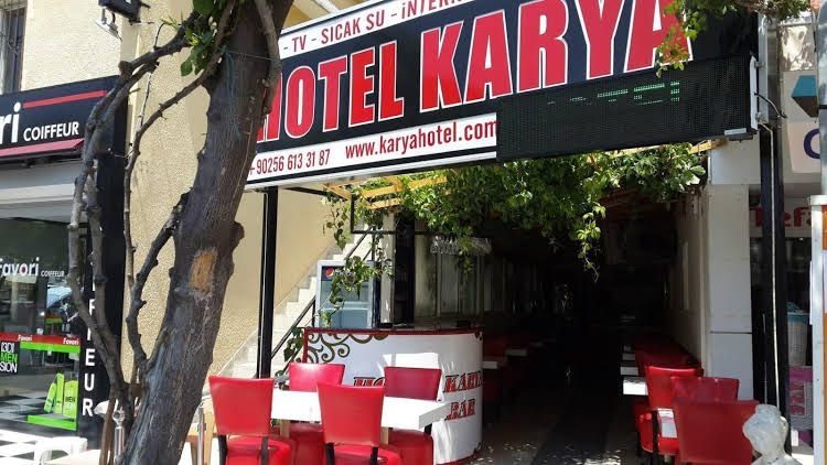Karya Hotel0