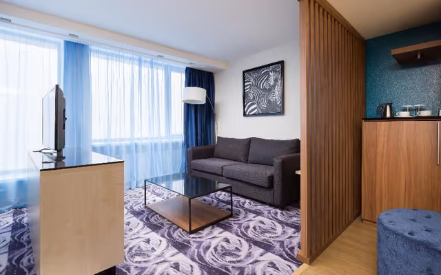 SUITE EXECUTIVE