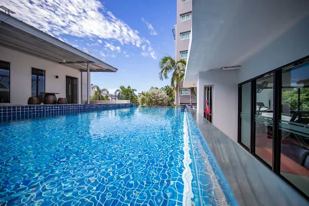 โรงแรมพาวีน่า ระยอง โรงแรมพาวีน่า ระยอง