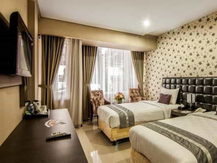 โรงแรมเดอะไรเซน โรงแรมเดอะไรเซน