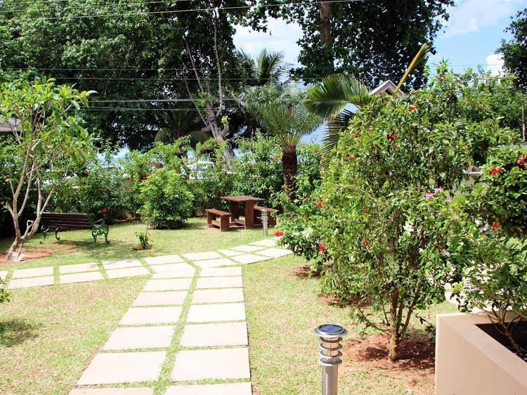 Pirogue Lodge1