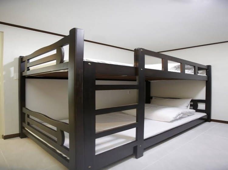 24 Guesthouse Sinchon Style0