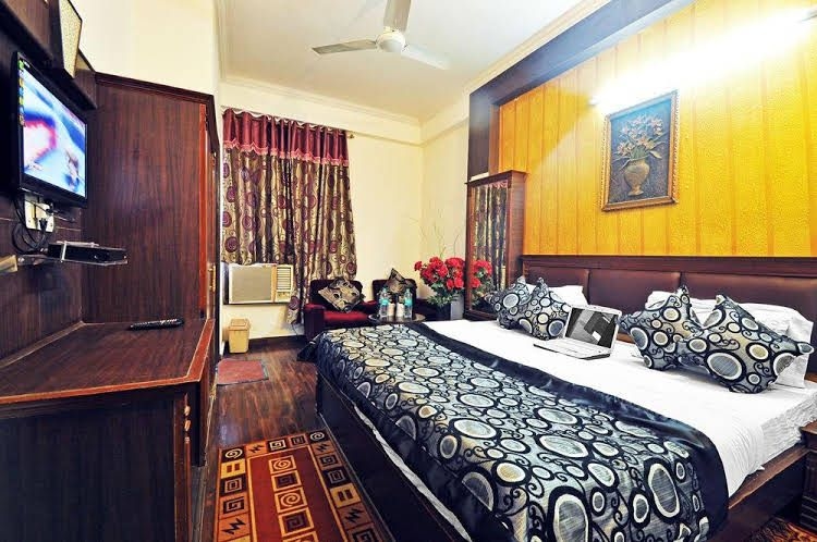 โรงแรมชีวา อินเตอร์คอนทิเนนทัล (Hotel Shiva Intercontinental)0